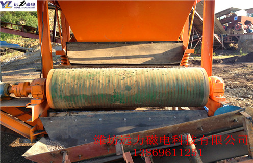 永磁辊式磁选机,河南永磁辊式强磁选机_结构原理图_河南永磁辊式强磁选机能选三氧化二铁吗? 永磁辊式磁选机,河南永磁辊式强磁选机_结构原理图_河南永磁辊式强磁选机能选三氧化二铁吗?